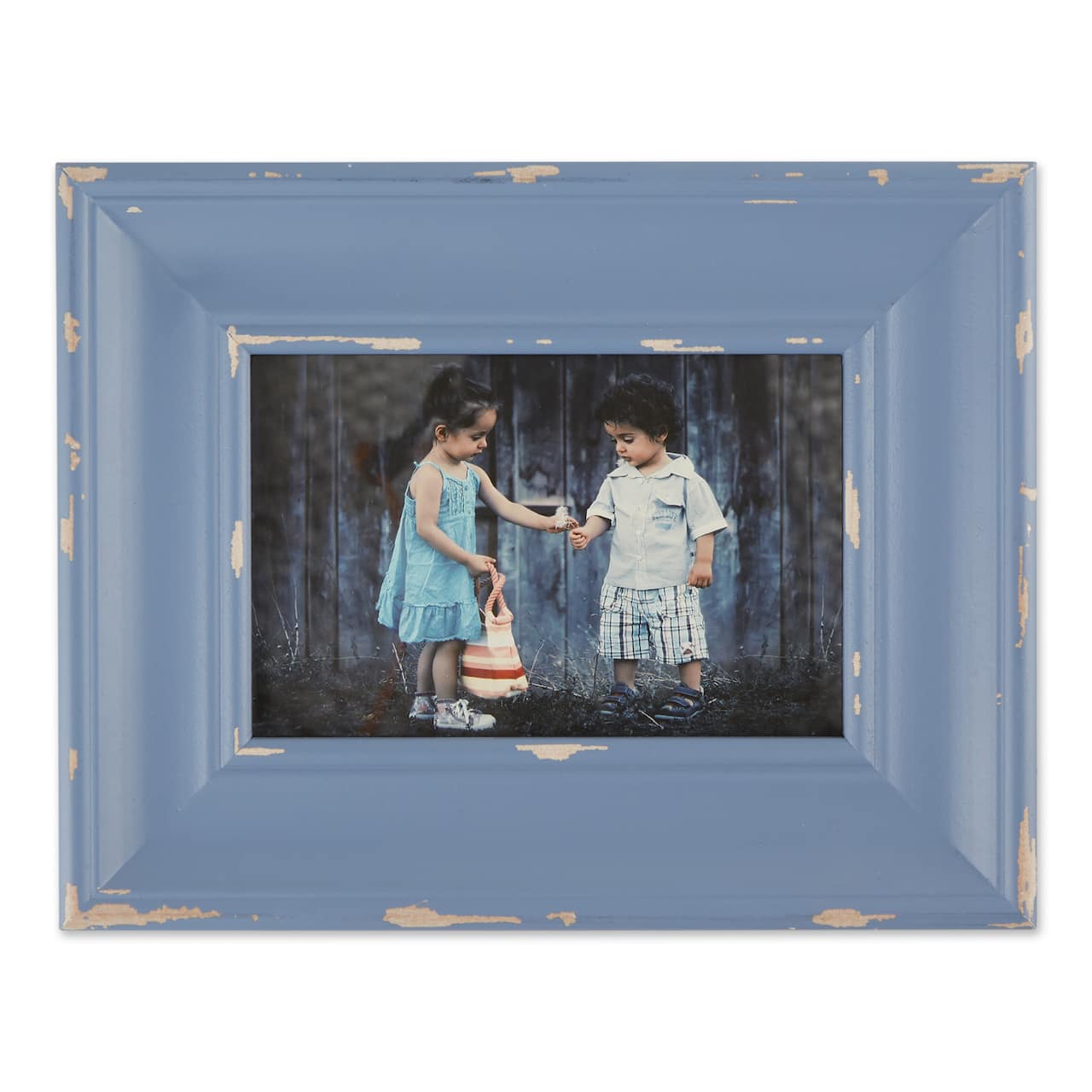 DII® Antique Stonewash Blue Distressed 4" x 6" Farmhouse Picture Frame